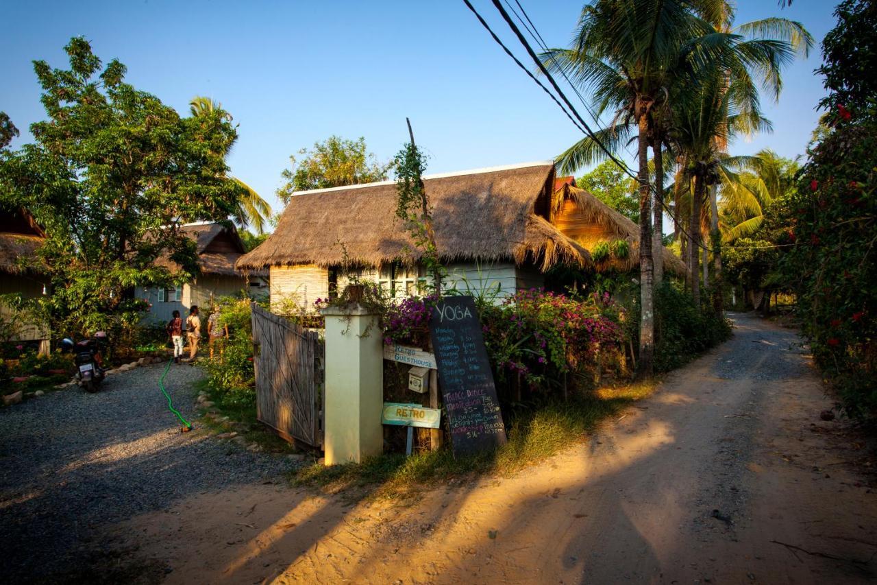 Retro Kampot Guesthouse Exteriör bild